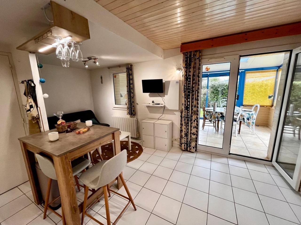 Keraven, Charmante Maisonnette, Piscine Commune 1-4 Personnes Moelan-sur-Mer Exterior foto